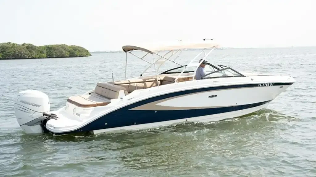 Sea Ray 270 SDX 350hp Rental Boat Main - Amy's Boat Rental Cape Coral Florida